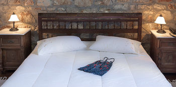 Фото Klymeni Traditional Homes