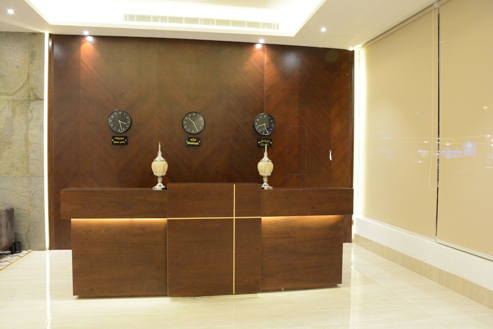 Фото Al-Ewan Hotel Apartments