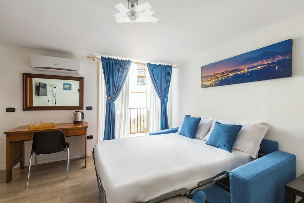 Фото Antica Napoli by Wonderful Italy