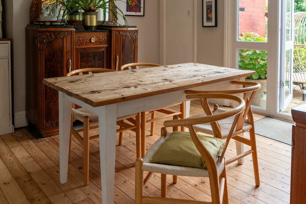 Фото Beautiful Three Bed Abode Near Dollis Hill