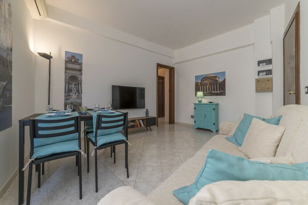 Фото San Giovanni Apartment with Balcony