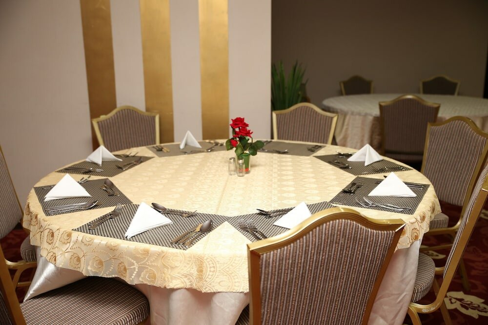 Фото Arak Ajyad Hotel