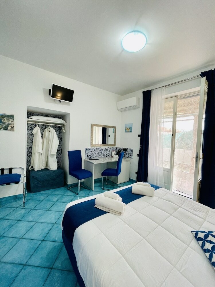 Фото Eden Holiday Minori