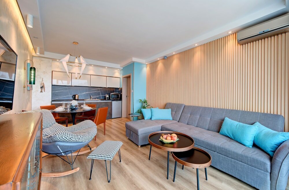 Фото Marty's Beachfront Smart Homes