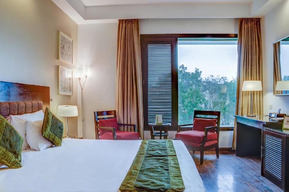 Фото Amber Inn by Orion Hotels