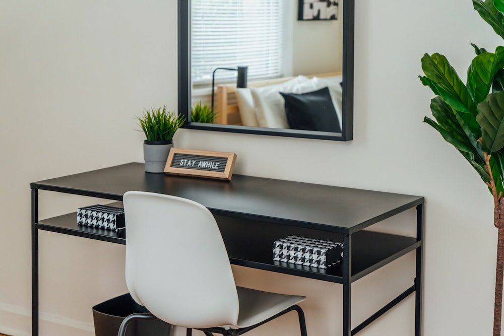 Фото Chic & Pristine 1br Apt in Marshfield