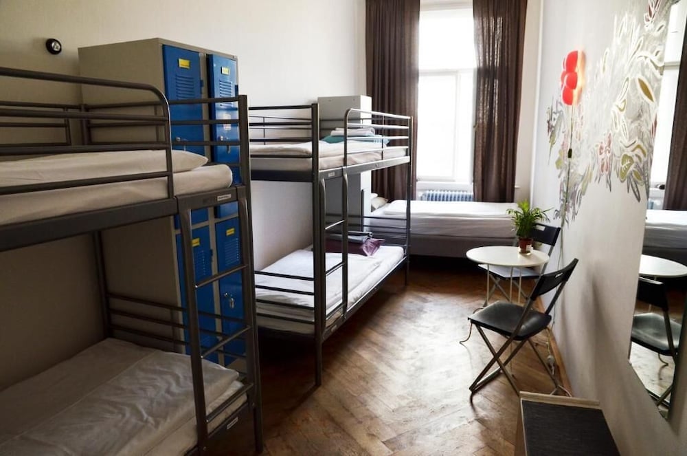 Фото The Republic Garden - Hostel