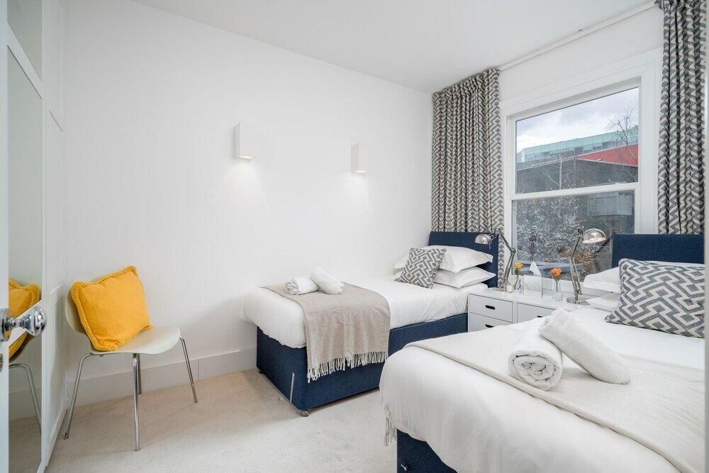 Фото Altido Captivating 2-Bed Flat In Shepherd'S Bush