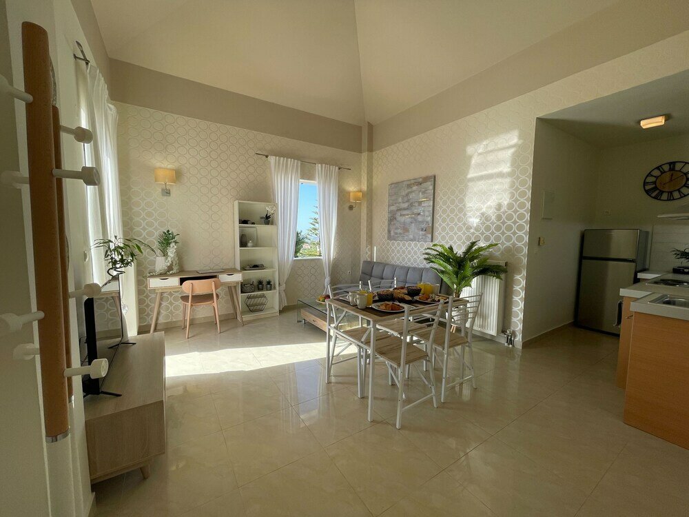 Фото Artdeco Luxury Suites