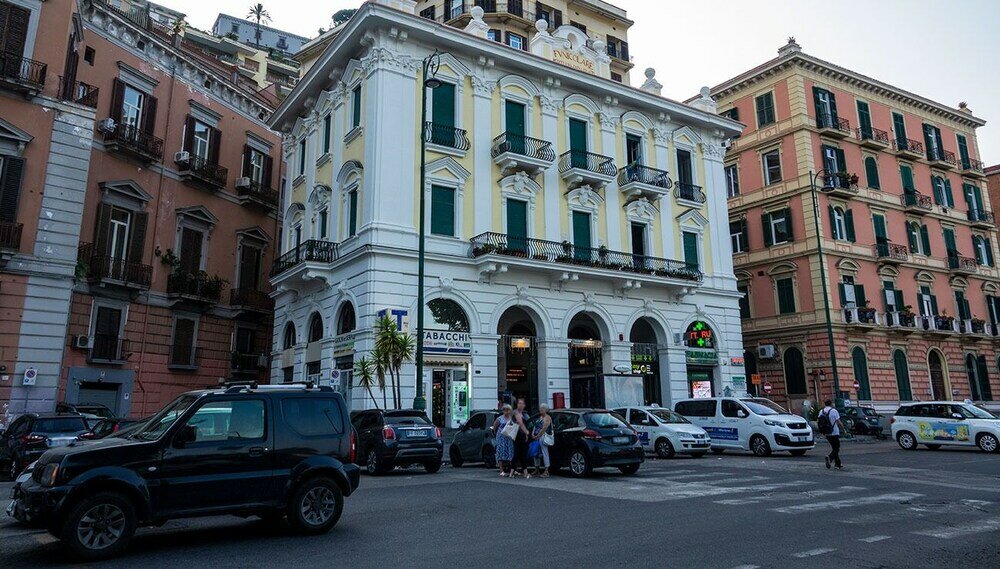 Фото отеля 2