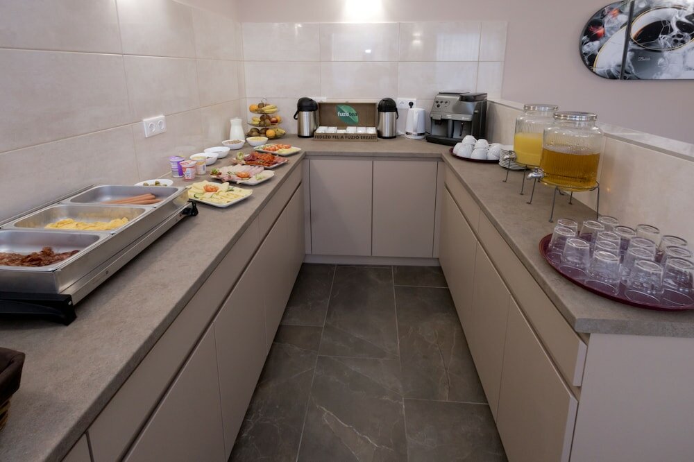 Фото Bubble Hotel and Event Center