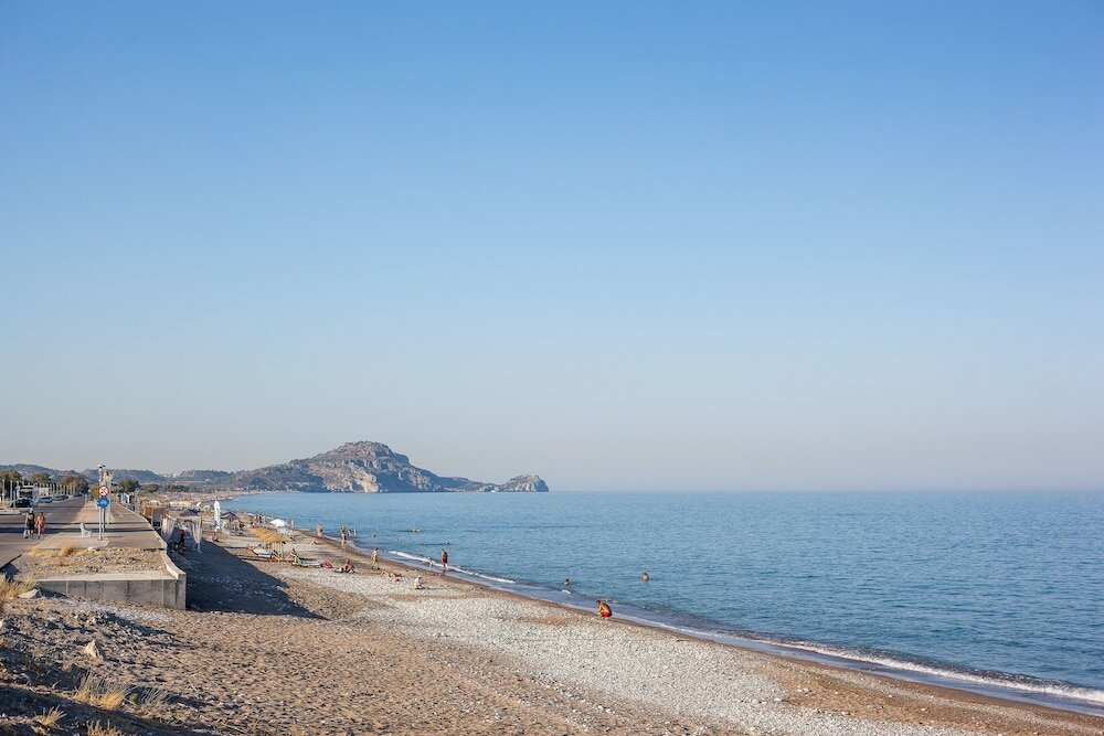 Фото Cozy Family Home Near the Beach