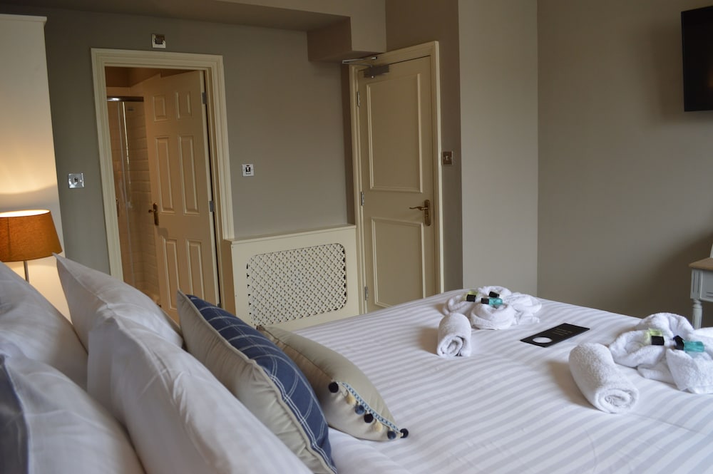 Фото The Crown Pub & Guesthouse