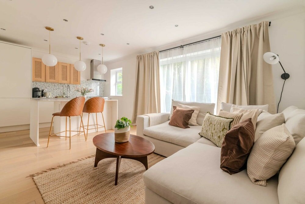 Фото Beautiful 2 Bed, 2 Bath Abode In Dulwich