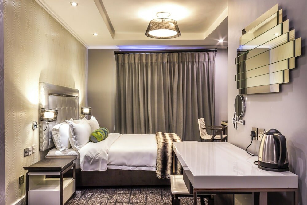 Фото Stay Well Hotels