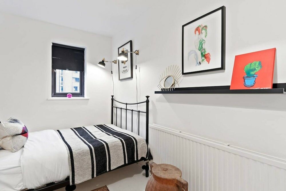 Фото Modern 2 Bedroom Apartment in Hoxton