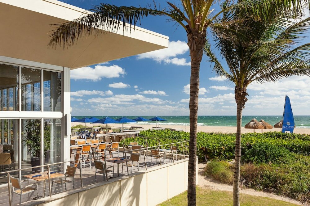 Фото Fort Lauderdale Marriott Harbor Beach Resort & SPA