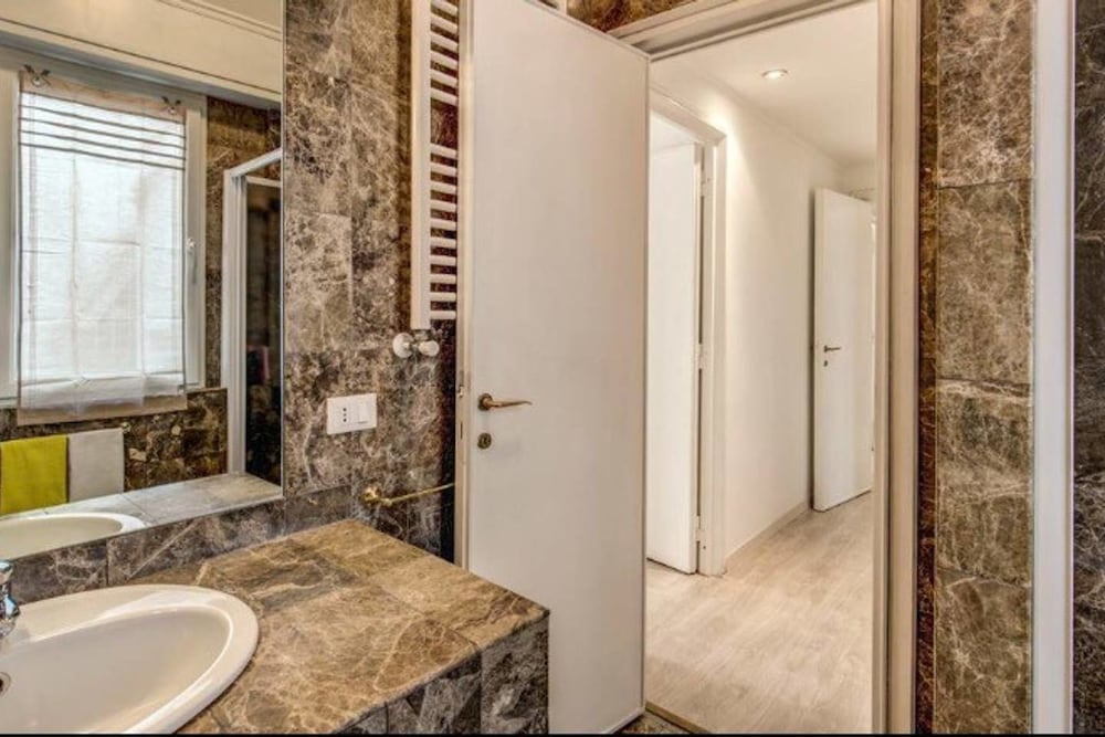 Фото Retro2 Vaticano-max 4 pax