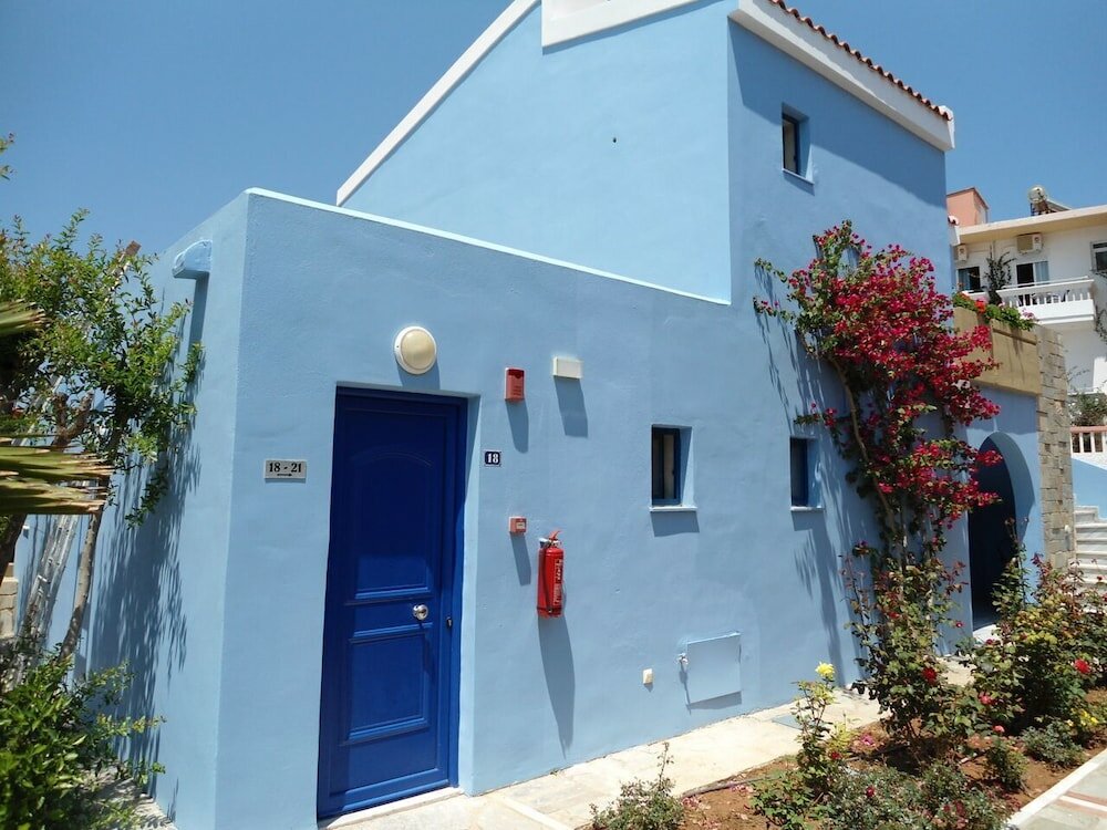 Фото Marina Sands Art Hotel