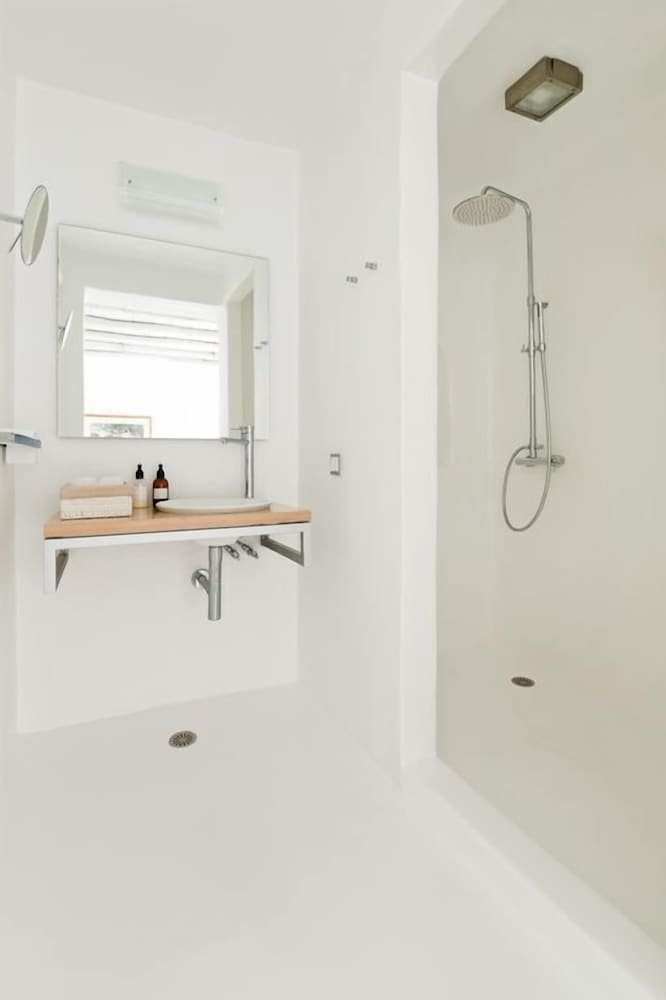 Фото Crystal Villa 6 Bedroom