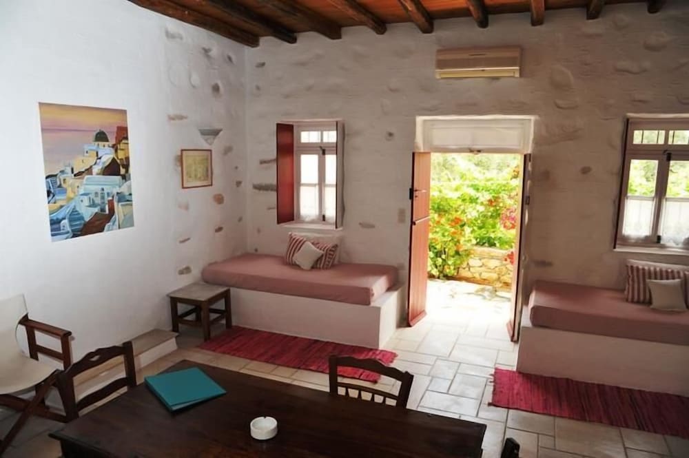 Фото Anezina Village