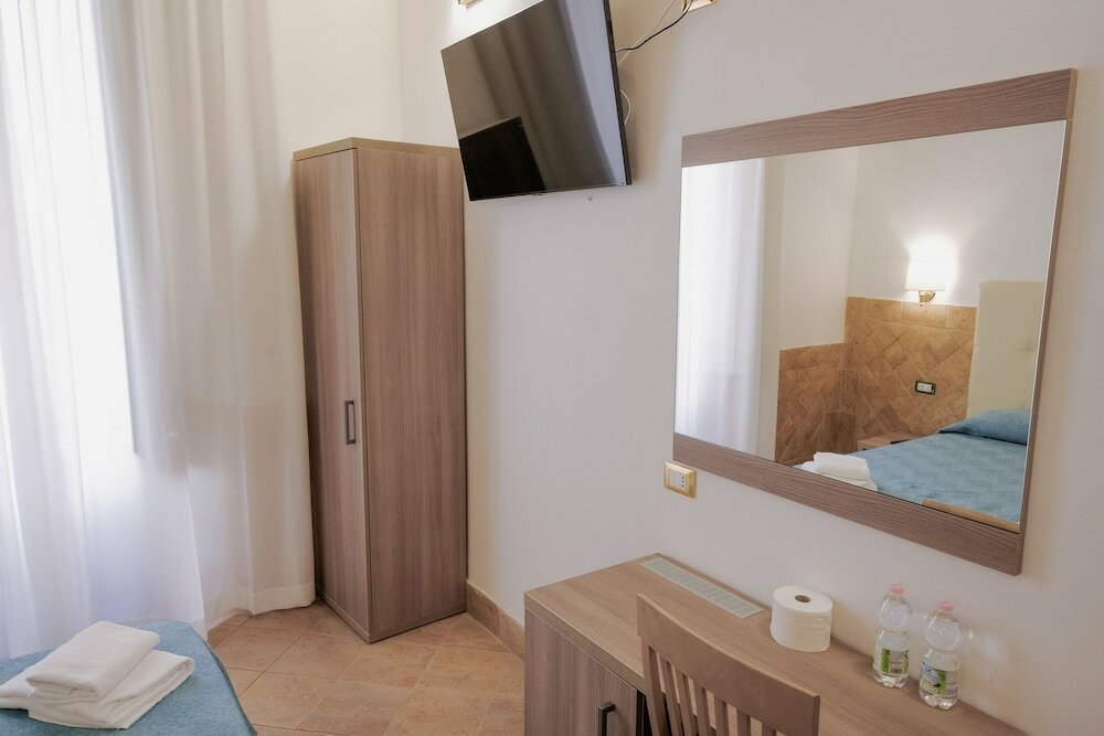 Фото Hotel Alex Square