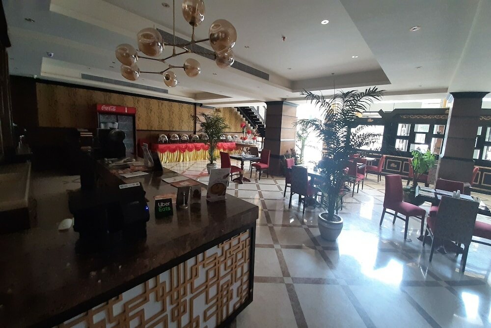 Фото The Blue Rose Hotel - الورده الزرقاء للوحدات السكنيه