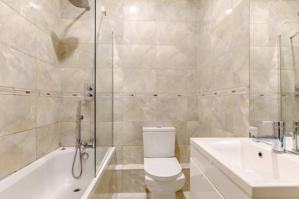 Фото Stylishly Snug 1bd Flat, Camden Town!