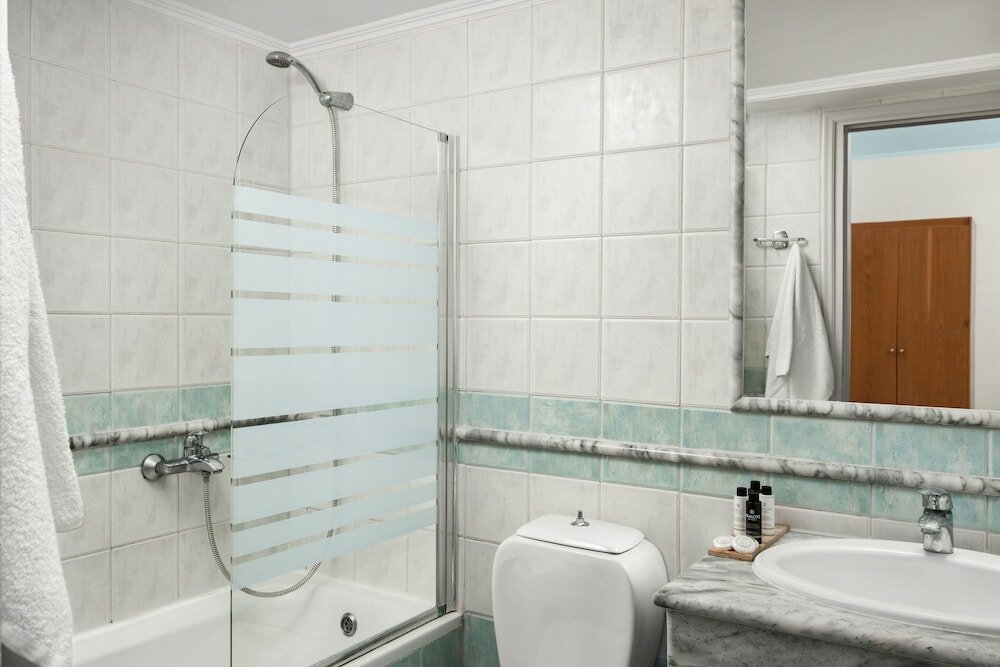 Фото Maleme Mare Beach Resort Hotel