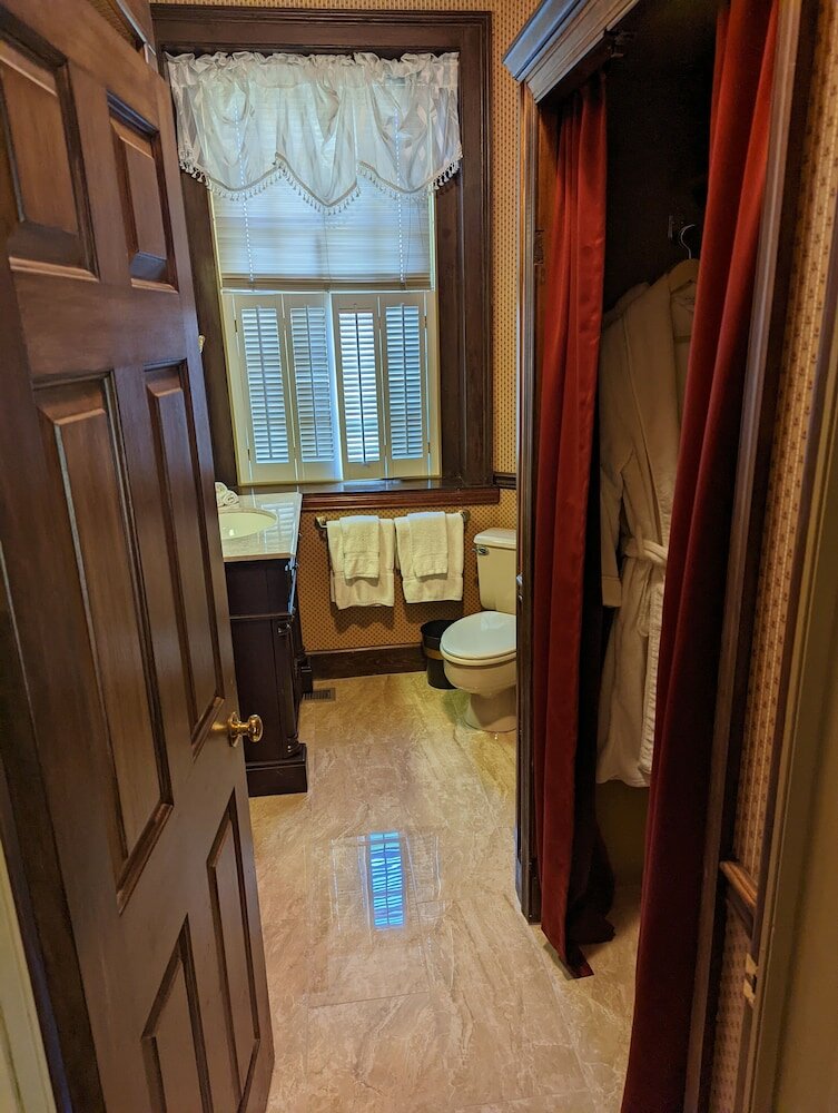 Фото Chanceford Hall Bed & Breakfast