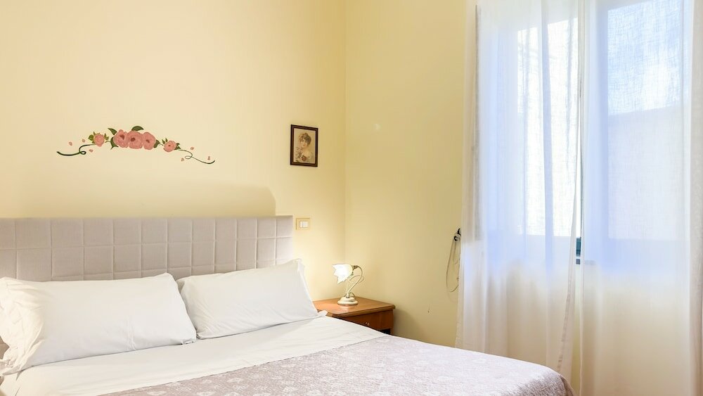 Фото Flowers Apartments And Rooms