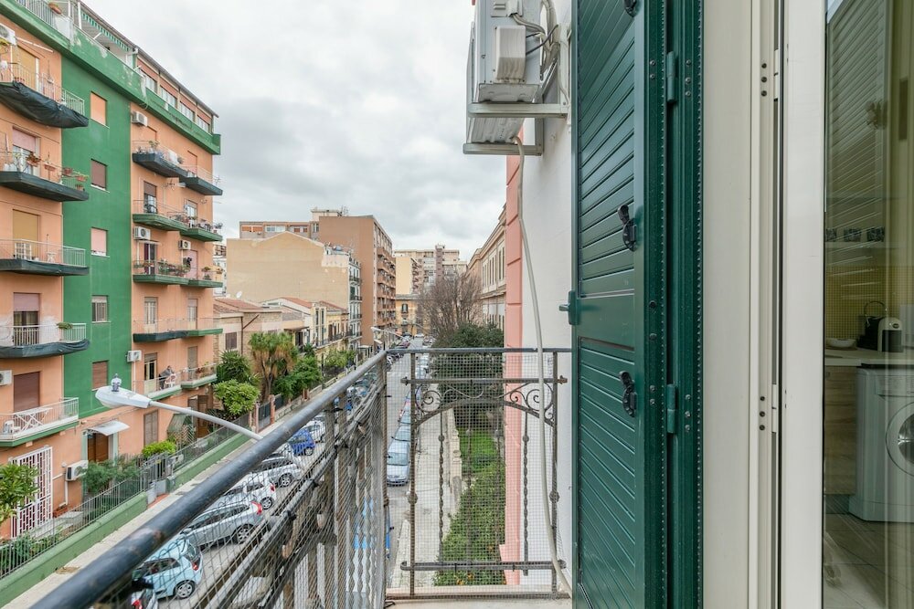 Фото Il Giardino Degli Aranci Flat Near The Royal Palace