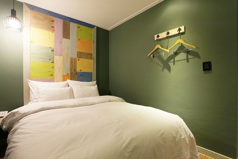 Фото Yeongdeungpogucheong Station SL