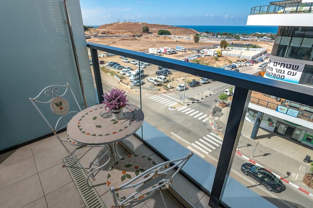 Фото Hi - Yam SeaView Apartments & Suites