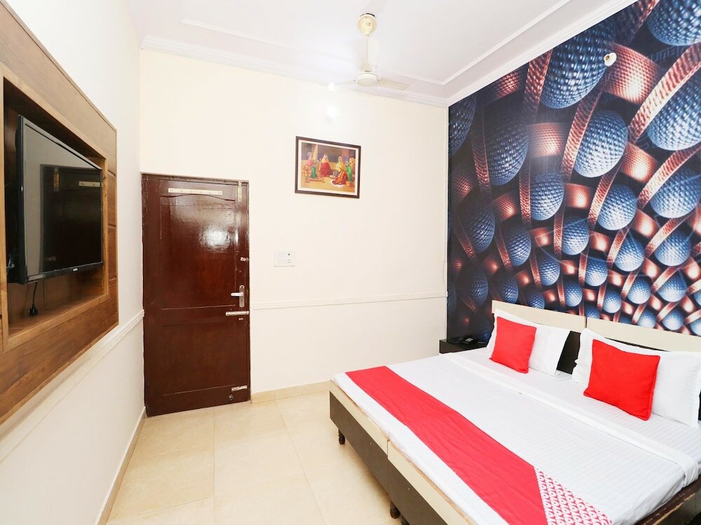 Фото Oyo 37903 Best Stay Guest House