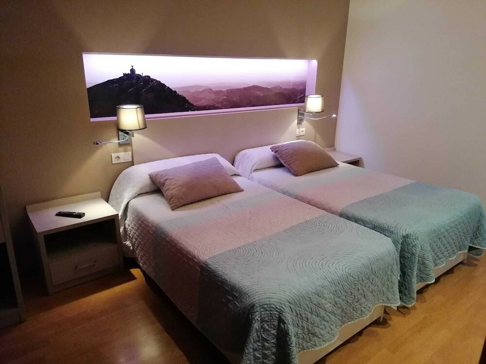 Фото Hello Villarreal Suites
