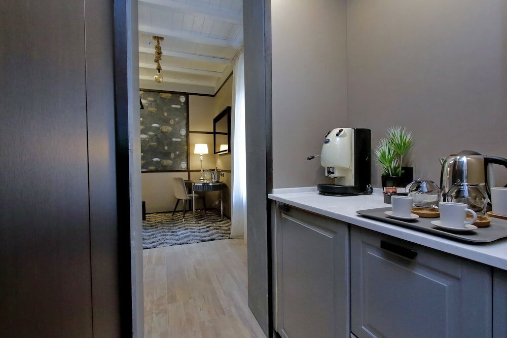 Фото Helmirage Piazza Di Spagna Suite