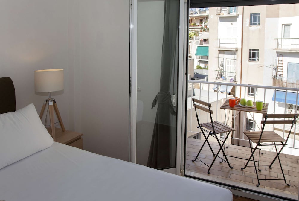 Фото Exceptional Penthouse near Acropolis Museum by Ghh