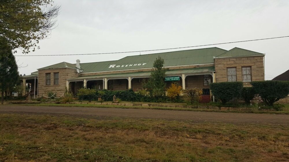 Фото Rosenhof Country Lodge