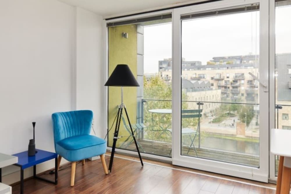 Фото The Graham Park Hideout - Breathtaking 2bdr Flat With Balcony