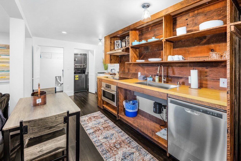 Фото 1br Tranquil Haven in Beacon Hill