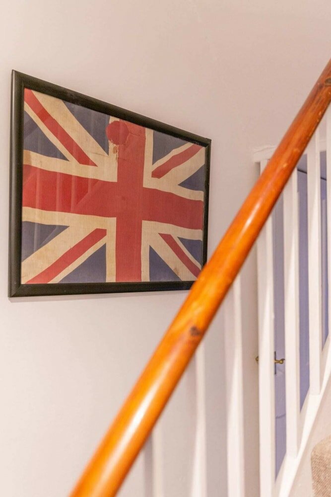 Фото Spacious 3 Bedroom House With Garden - Hammersmith