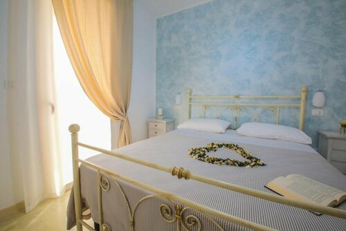 Гостиница Blue and Blue Luxury Bed & Breakfast