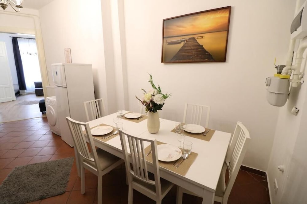 Фото Real Apartments Wesselenyi 10