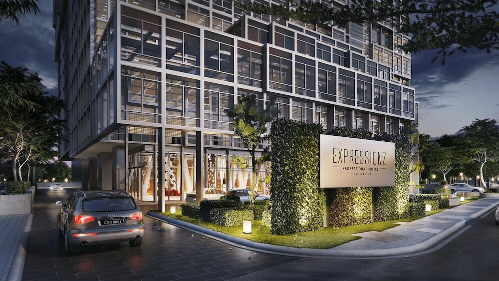 Фото Expressionz Professional Suites Wodages