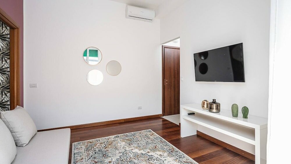 Фото Duomo Citylife - Modern and elegant apartment