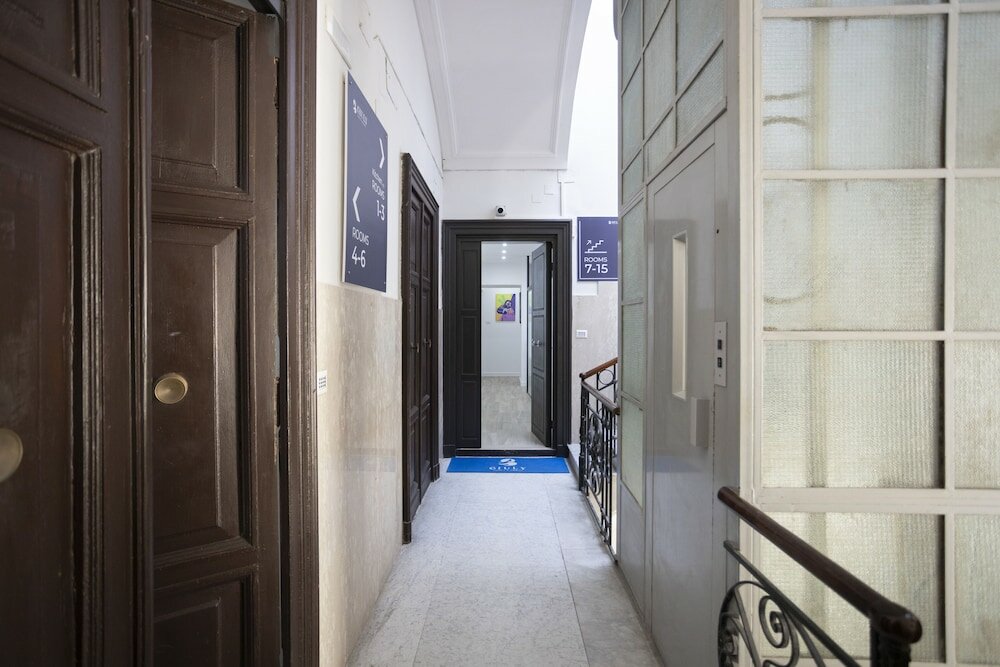 Фото Giuly Suites & Rooms