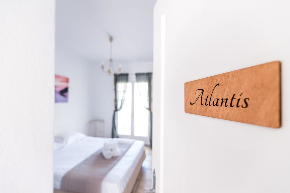 Фото LavaRock Villa