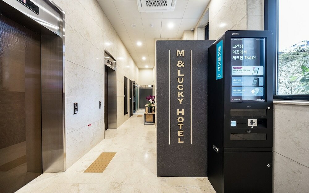 Фото M&Lucky Hotel