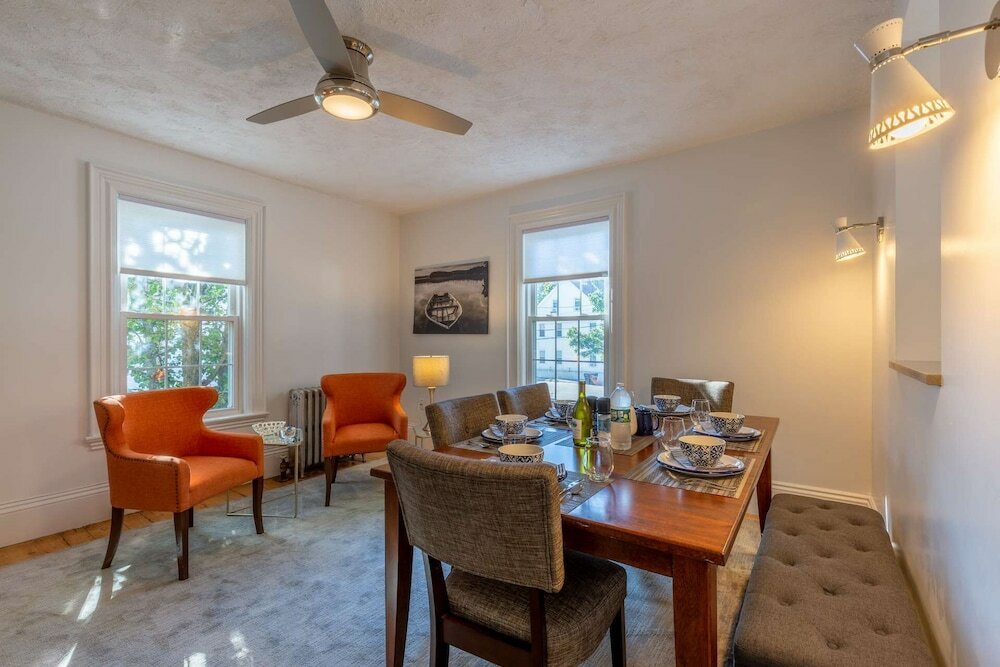 Фото Broom & Board